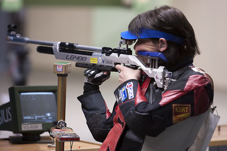 Pfeilschifter outscored Gauss to win IWK’s Air Rifle Gold 