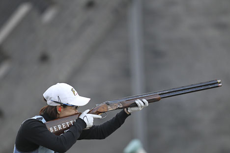 Home shooter Wei secures Skeet Women Gold with a record score