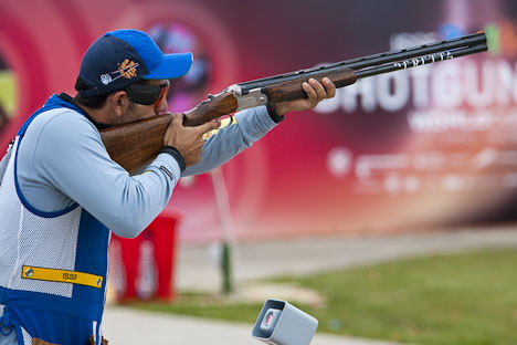 -11 to the Games. Skeet Men event: tough range for champs