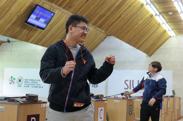 China's Zhang stole the show at the 50m Pistol Men Final in Changwon