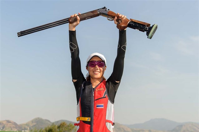 Thailand’s Jiewchaloemmit finally grabs her first World Cup Gold medal, beats Olympic Champion Rhode