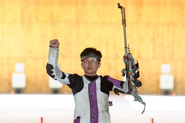 Another FWR is set in Rio as China’s Hui pockets the Rifle 3 Positions Gold medal