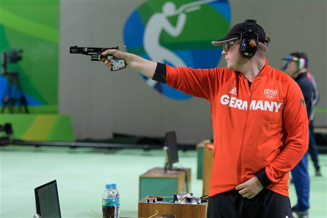 Reitz nails men’s 25m Rapid Fire Pistol title in Rio, it’s another golden day for Germany