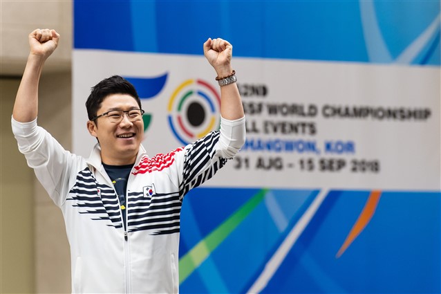 Jin Jongoh defends his title in Changwon: he’s the World Champion again!