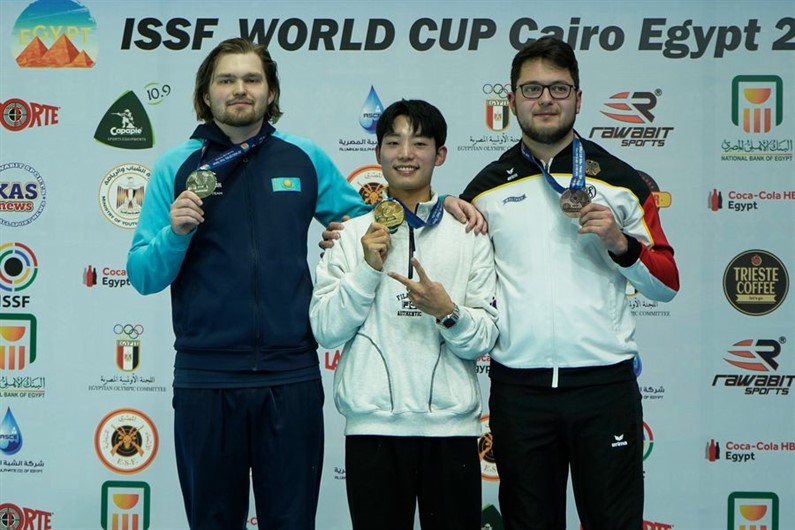 Korea’s Song hits golden note in Cairo to win first World Cup medal in men’s 25m rapid fire pistol
