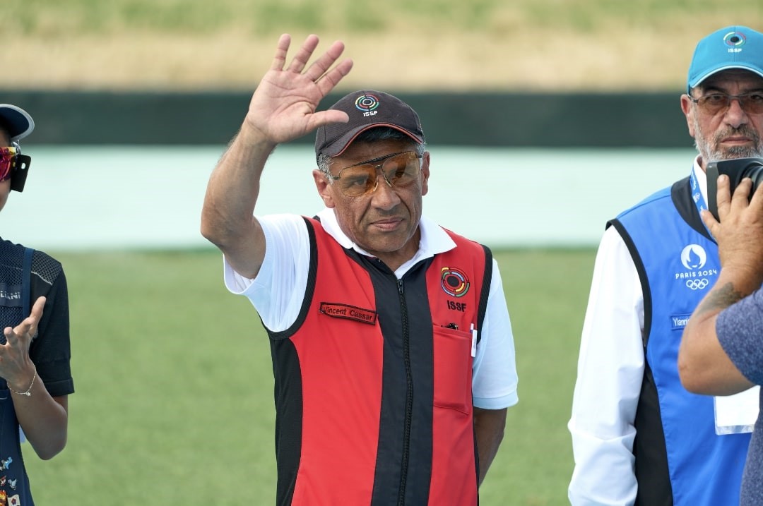 ISSF referee uniforms available on Castellani website 