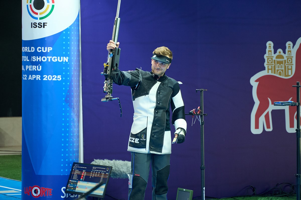 Final shot for athletes at ISSF World Cup Rifle/Pistol finale in Ningbo