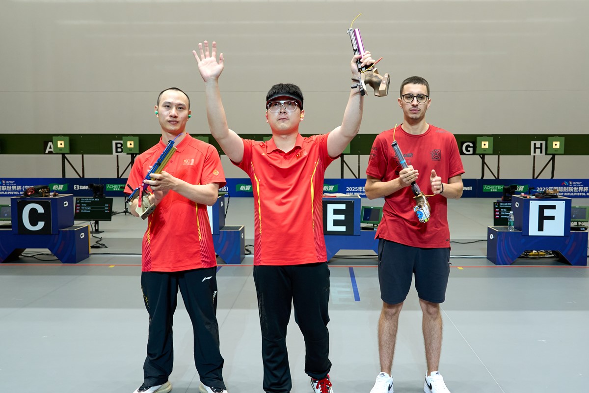 Hu remains undefeated this season with fourth ISSF World Cup victory of the year
